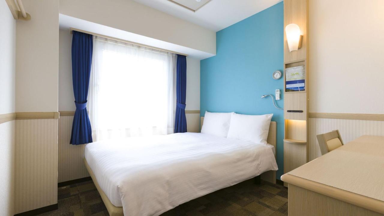Toyoko Inn Nagareyama-Otakanomori Ekimae Exterior foto